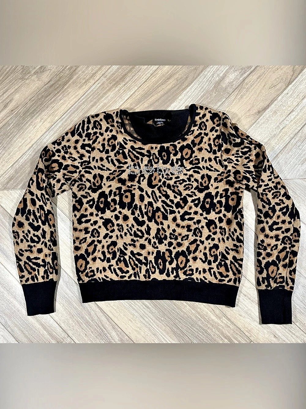 Bebe Leopard Print Rhinestone Sweater Size Large Like New